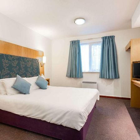 Comfort Inn Manchester North Middleton  Exterior foto
